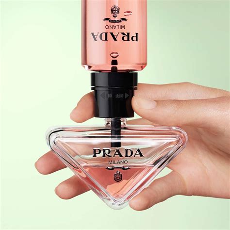 pubblicità prada profumo donna|Prada Paradoxe Eau de Parfum ricaricabile da donna .